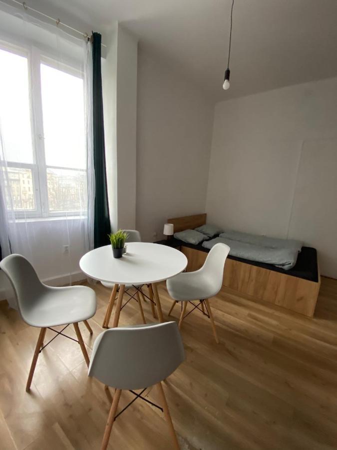 Cozy And Cheap Room In Old Town Krakov Pokoj fotografie